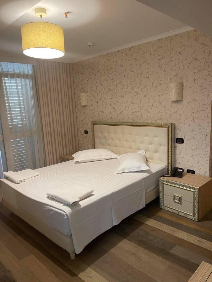Germany Hotel ดูร์เรส ภายนอก รูปภาพ