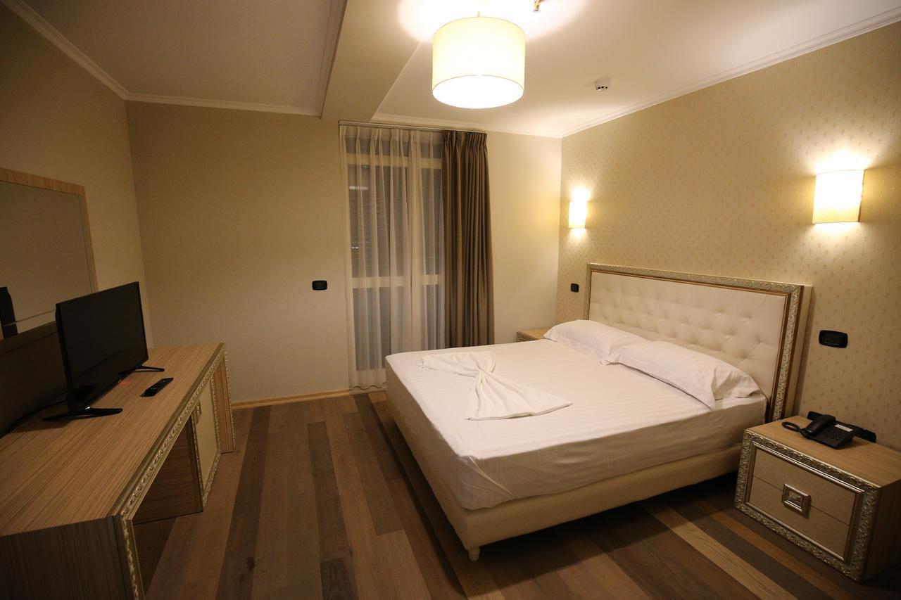 Germany Hotel ดูร์เรส ภายนอก รูปภาพ