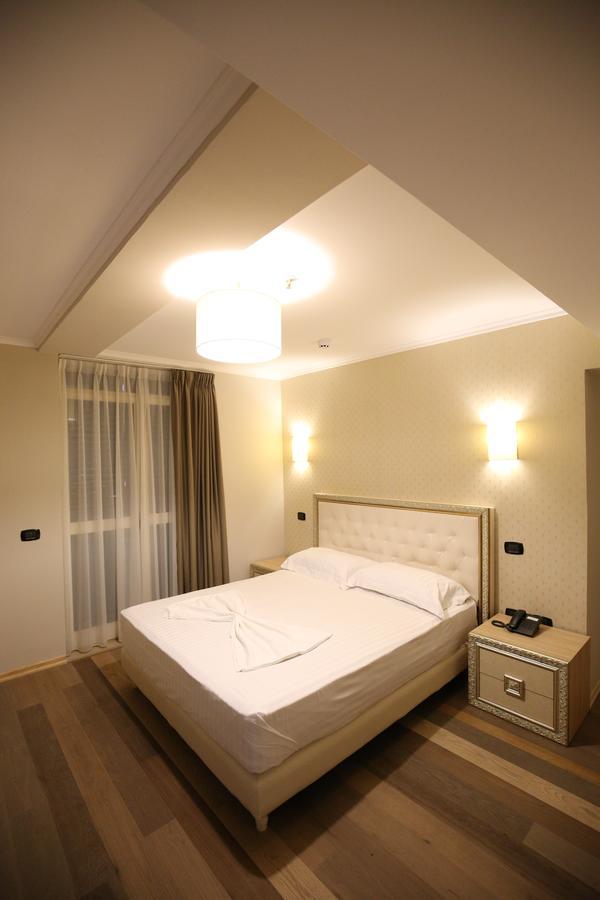 Germany Hotel ดูร์เรส ภายนอก รูปภาพ